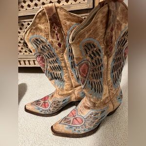 Corral Vintage A1990 Tan/Brown Red Heart Peace Sign Angel Wing Cowboy Boots